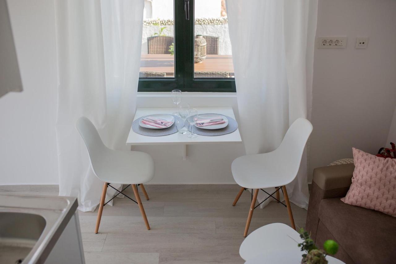 Apartments By The Sea Gradac, Makarska - 16039 Gradac  Zewnętrze zdjęcie